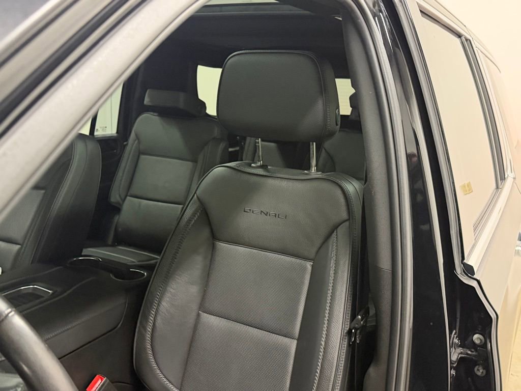 Certified 2022 GMC Yukon XL Denali AWD/4WD image 47
