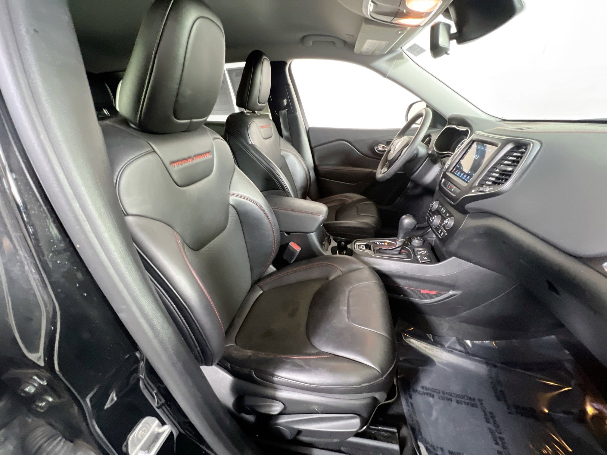 Used 2022 Jeep Cherokee Trailhawk image 26