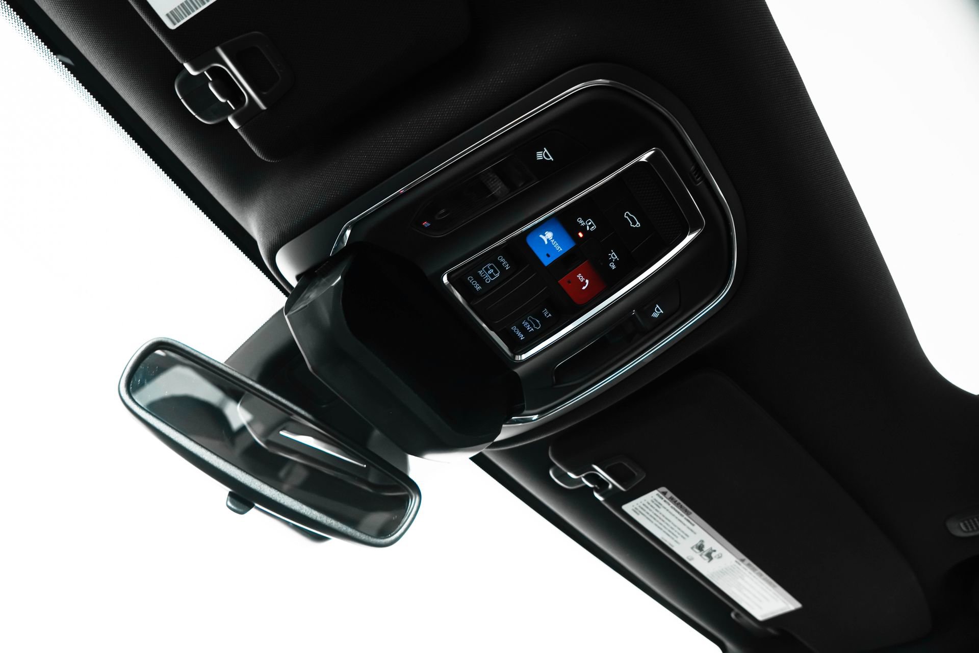 Used 2024 Jeep Grand Cherokee L Altitude image 30