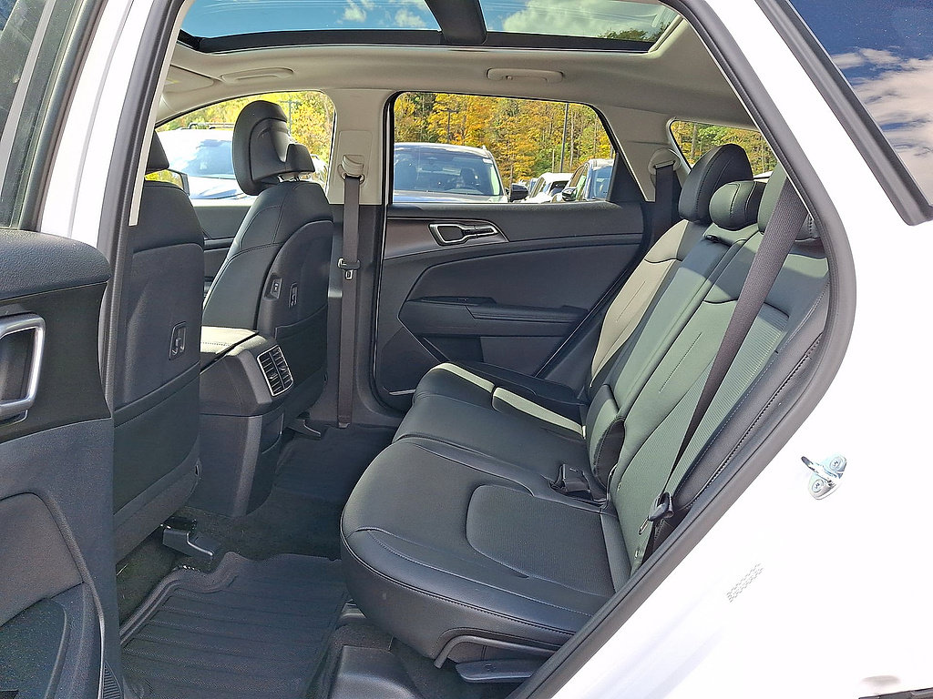 Used 2026 Kia Sportage EX w/ EX Panorama Roof Package AWD/4WD image 20