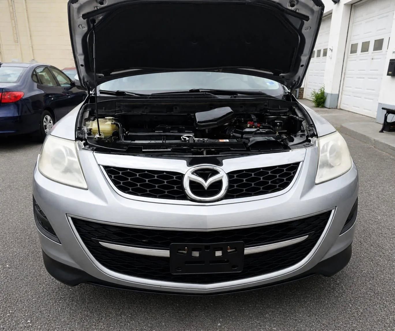 Used 2012 MAZDA CX-9 Touring w/ Moonroof & Bose Audio Pkg AWD/4WD image 27