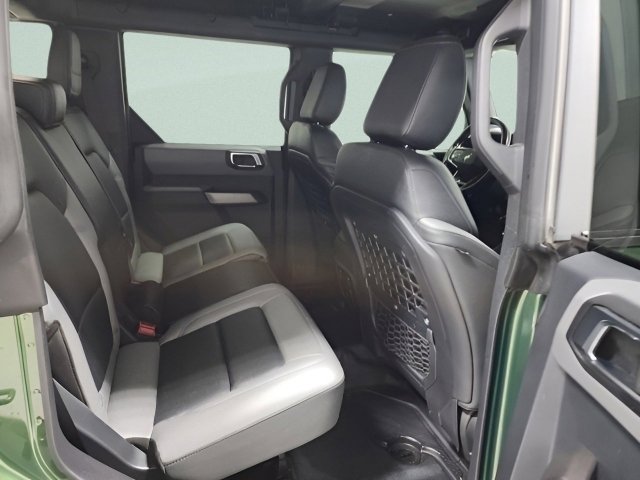Used 2022 Ford Bronco Black Diamond image 16