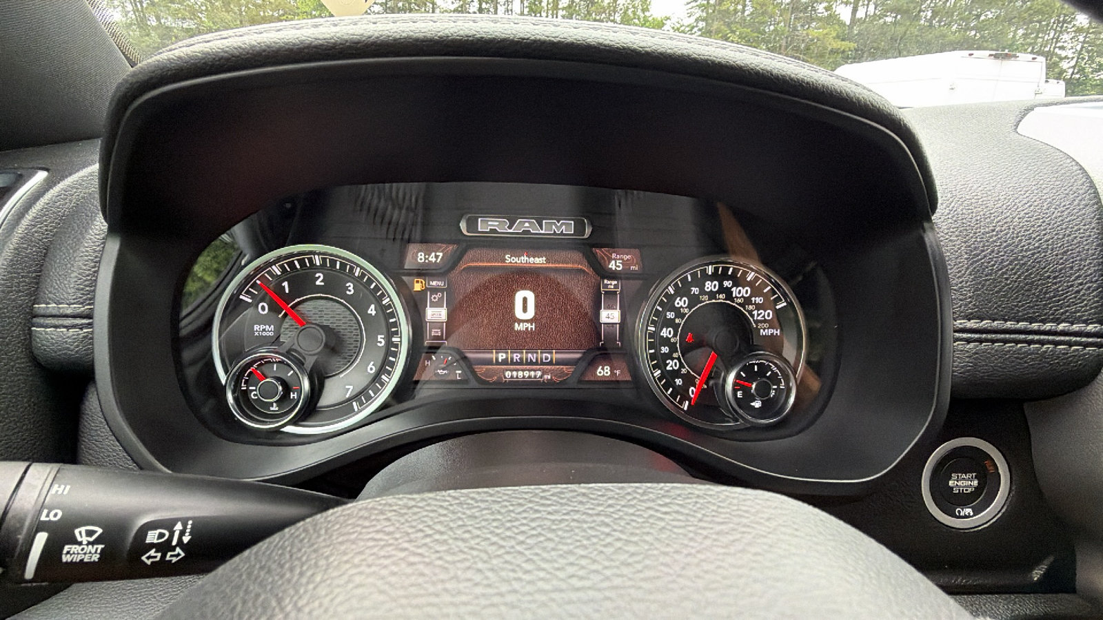 Used 2024 RAM 1500 Laramie AWD/4WD image 29