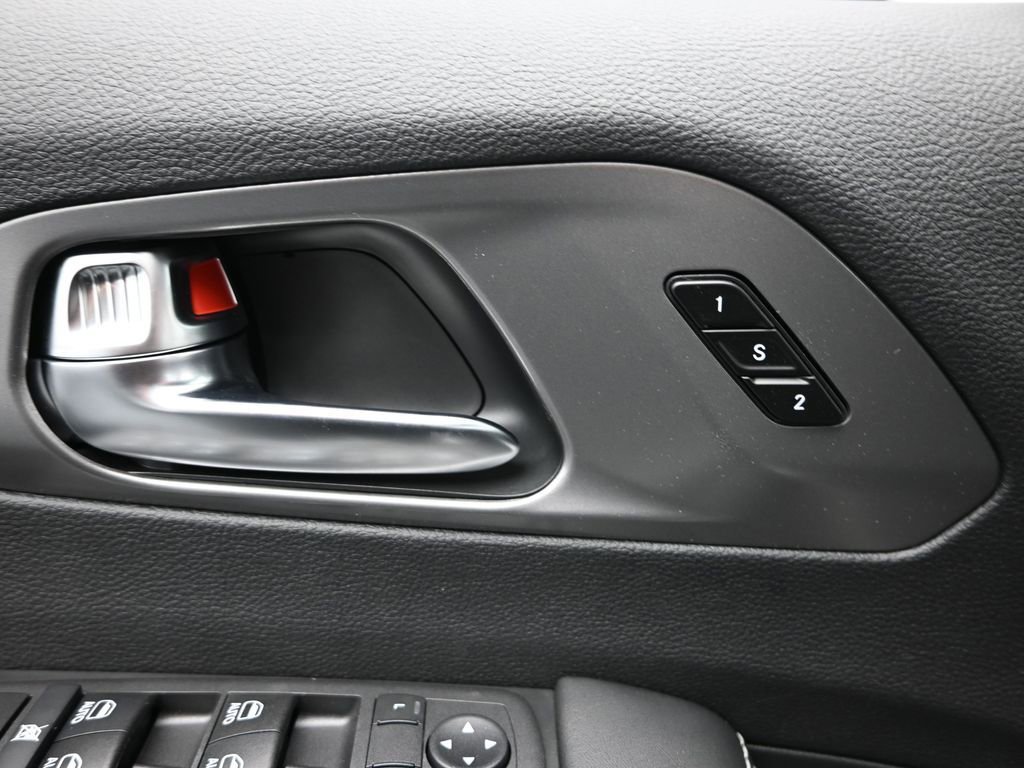 New 2026 Chrysler Pacifica Select image 11
