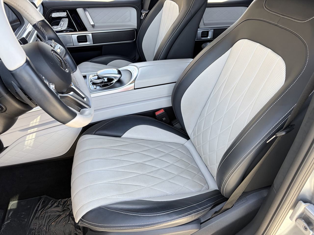 Used 2023 Mercedes-Benz G 550 image 19