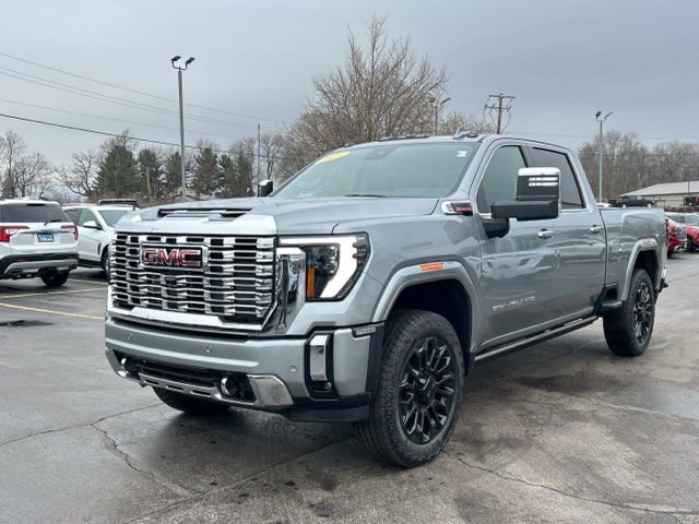 Used 2025 GMC Sierra 2500 Denali w/ Denali Reserve Package image 5