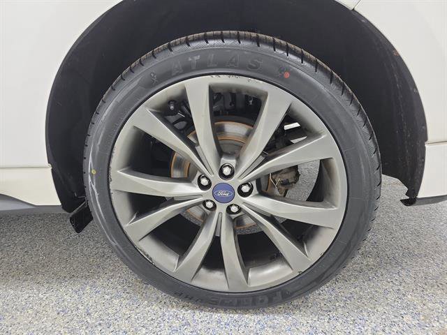 Used 2018 Ford Edge Sport w/ Equipment Group 401A image 5