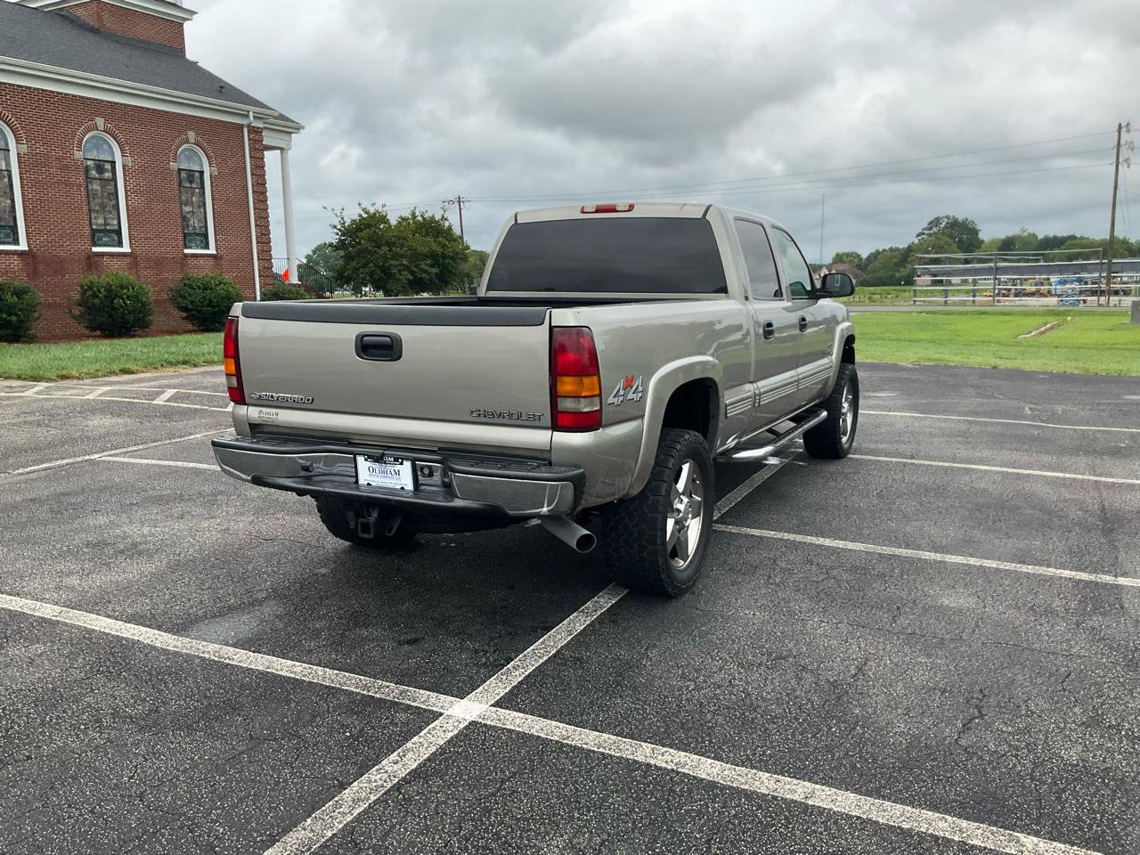 Used 2002 Chevrolet Silverado 2500 LT w/ Off-Road Skid Plate Pkg AWD/4WD image 7