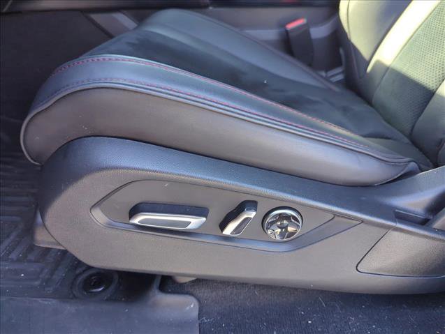 Used 2024 Acura MDX A-Spec image 11