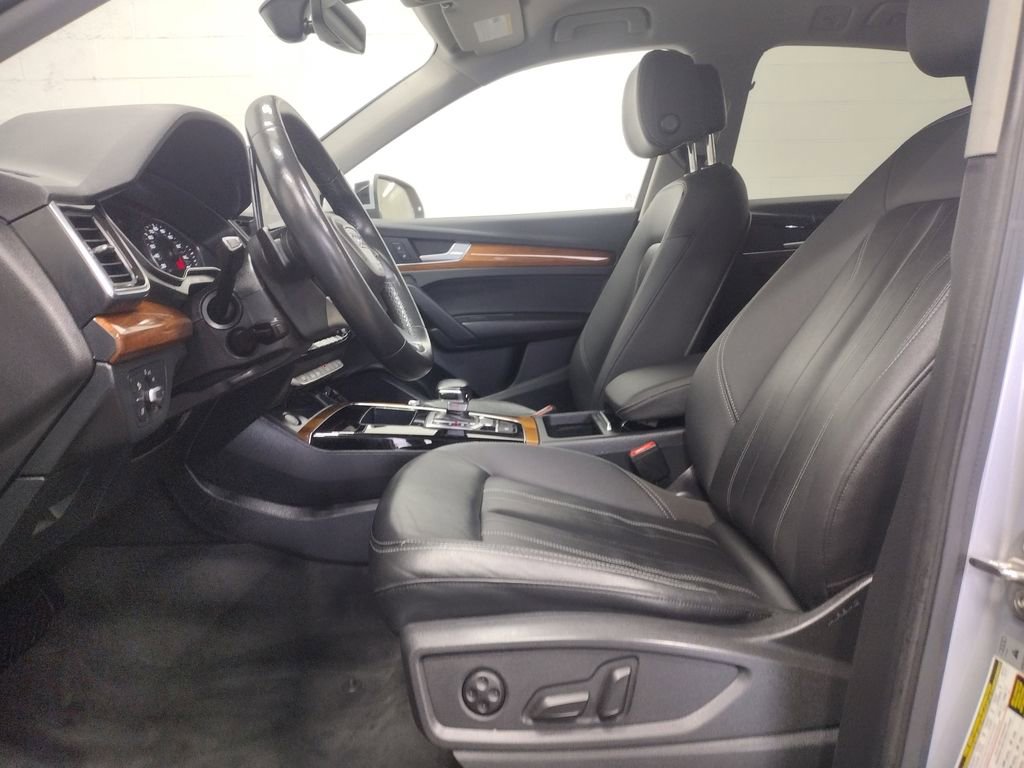 Used 2022 Audi Q5 2.0T Premium image 23