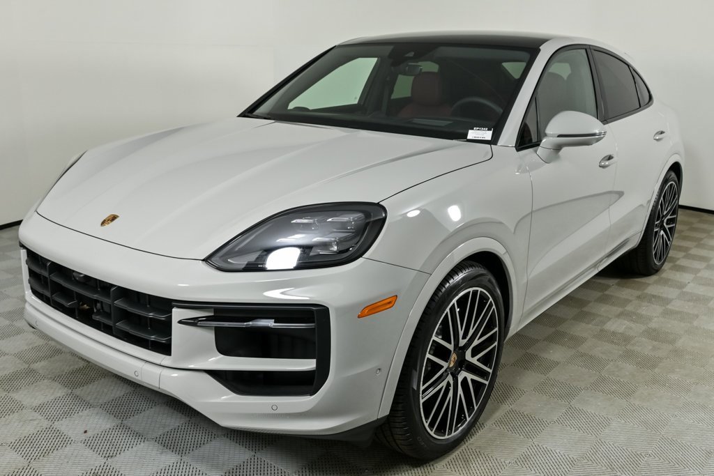 New 2026 Porsche Cayenne S image 1