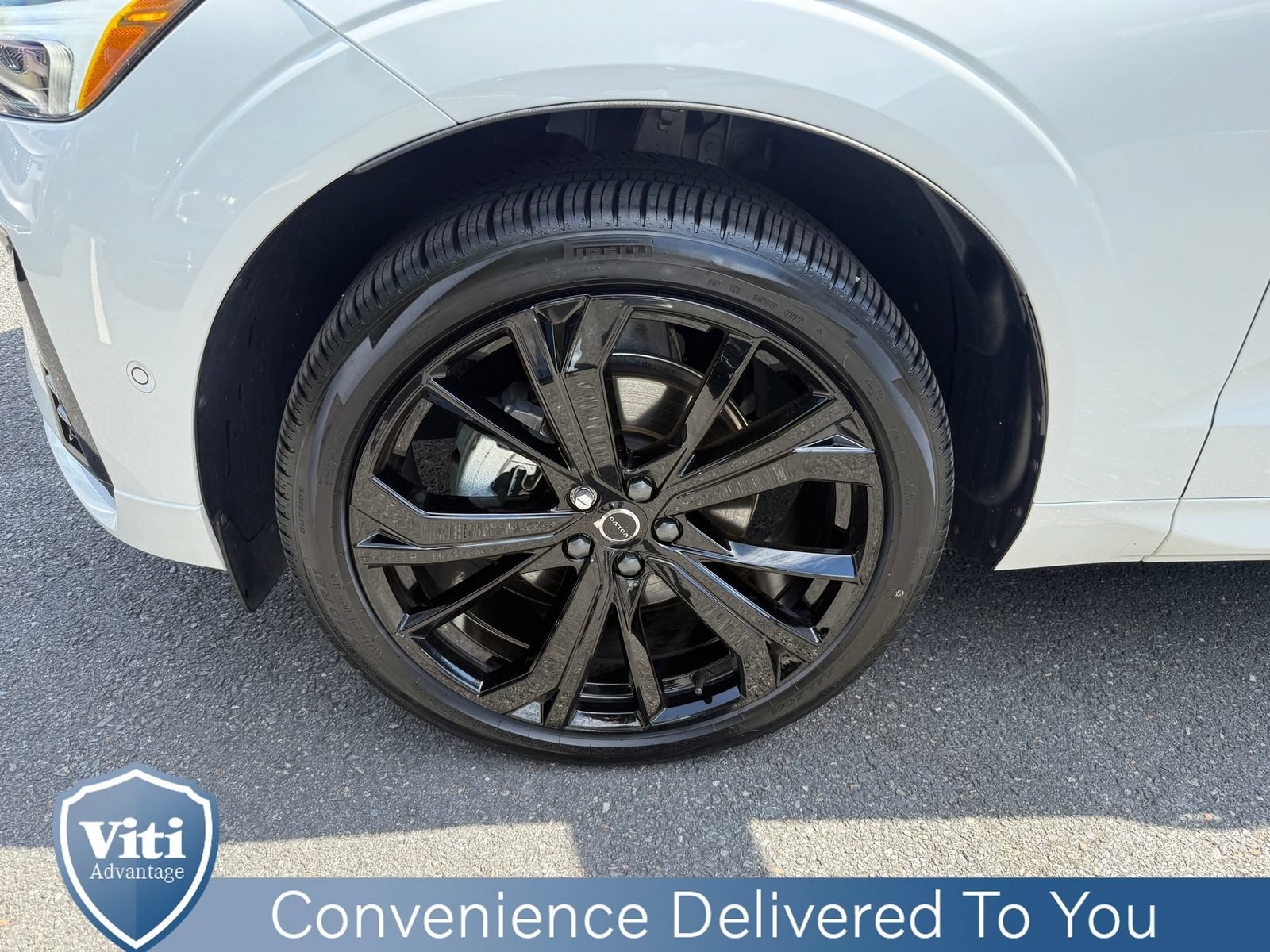 Used 2026 Volvo XC60 B5 Ultra w/ Protection Package Premier AWD/4WD image 12