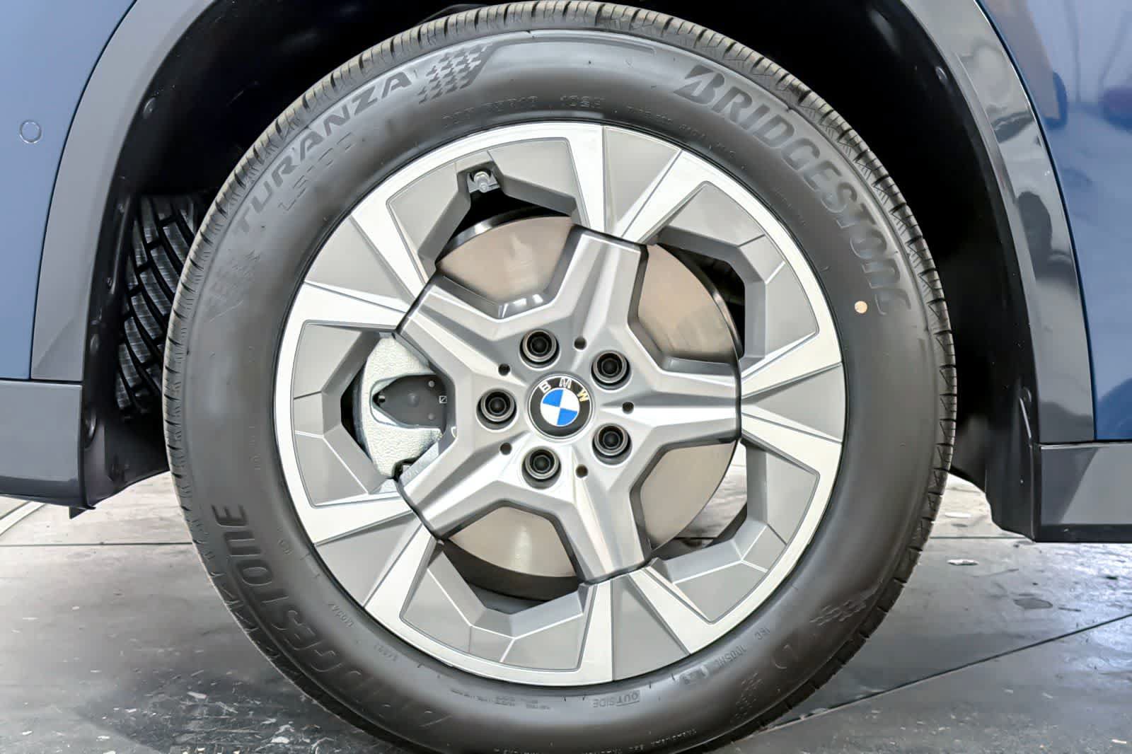 New 2026 BMW X1 xDrive28i w/ Convenience Package AWD/4WD image 25