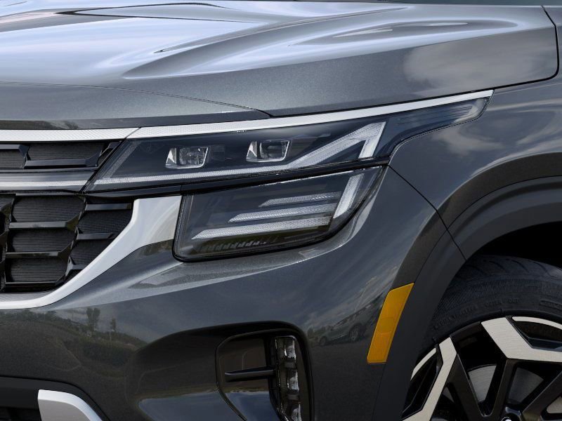 New 2025 Kia Seltos SX w/ SX Sunroof Package image 10