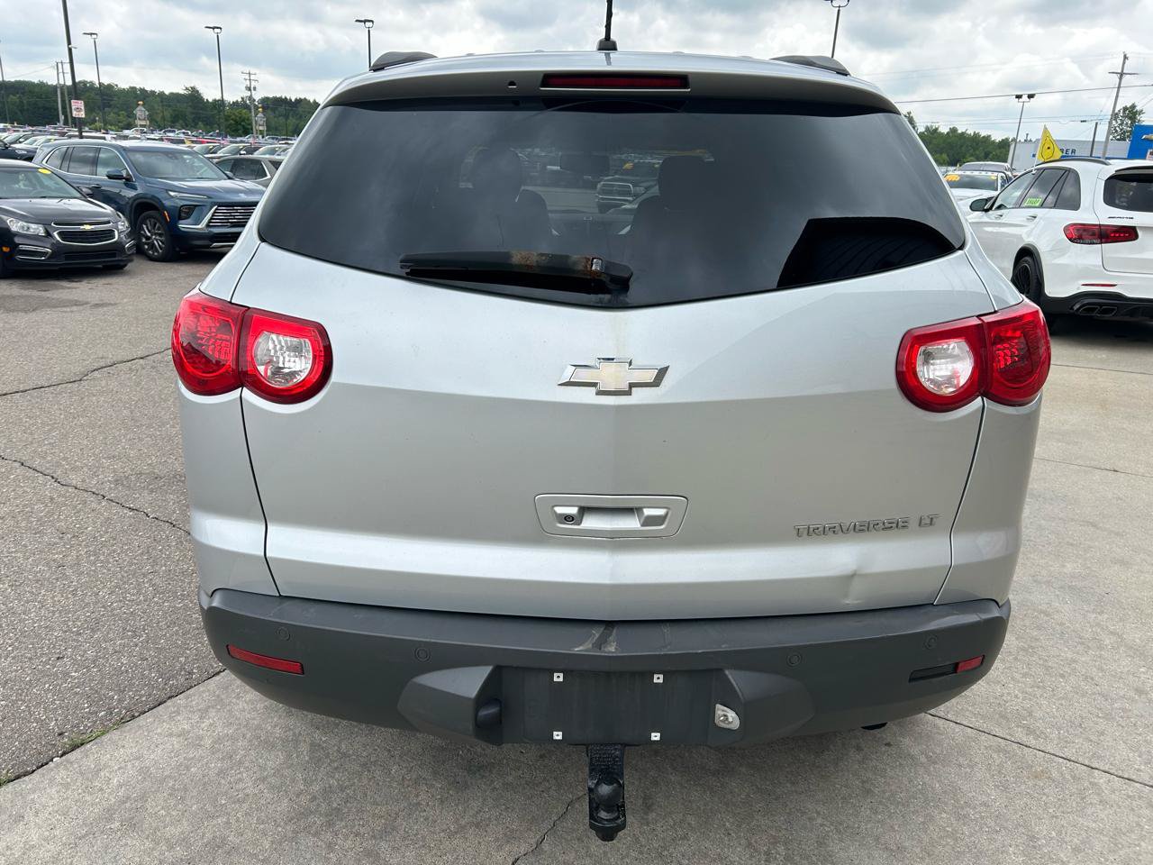 Used 2011 Chevrolet Traverse LT w/ Personal Connectivity Package FWD image 6