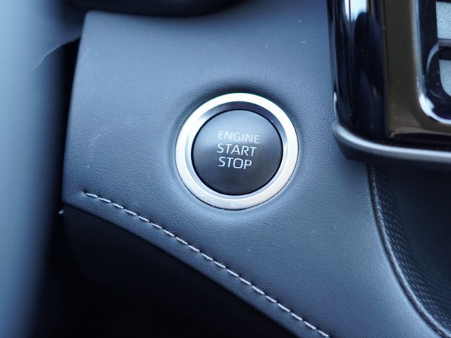 Used 2024 Toyota Highlander XLE AWD/4WD image 27
