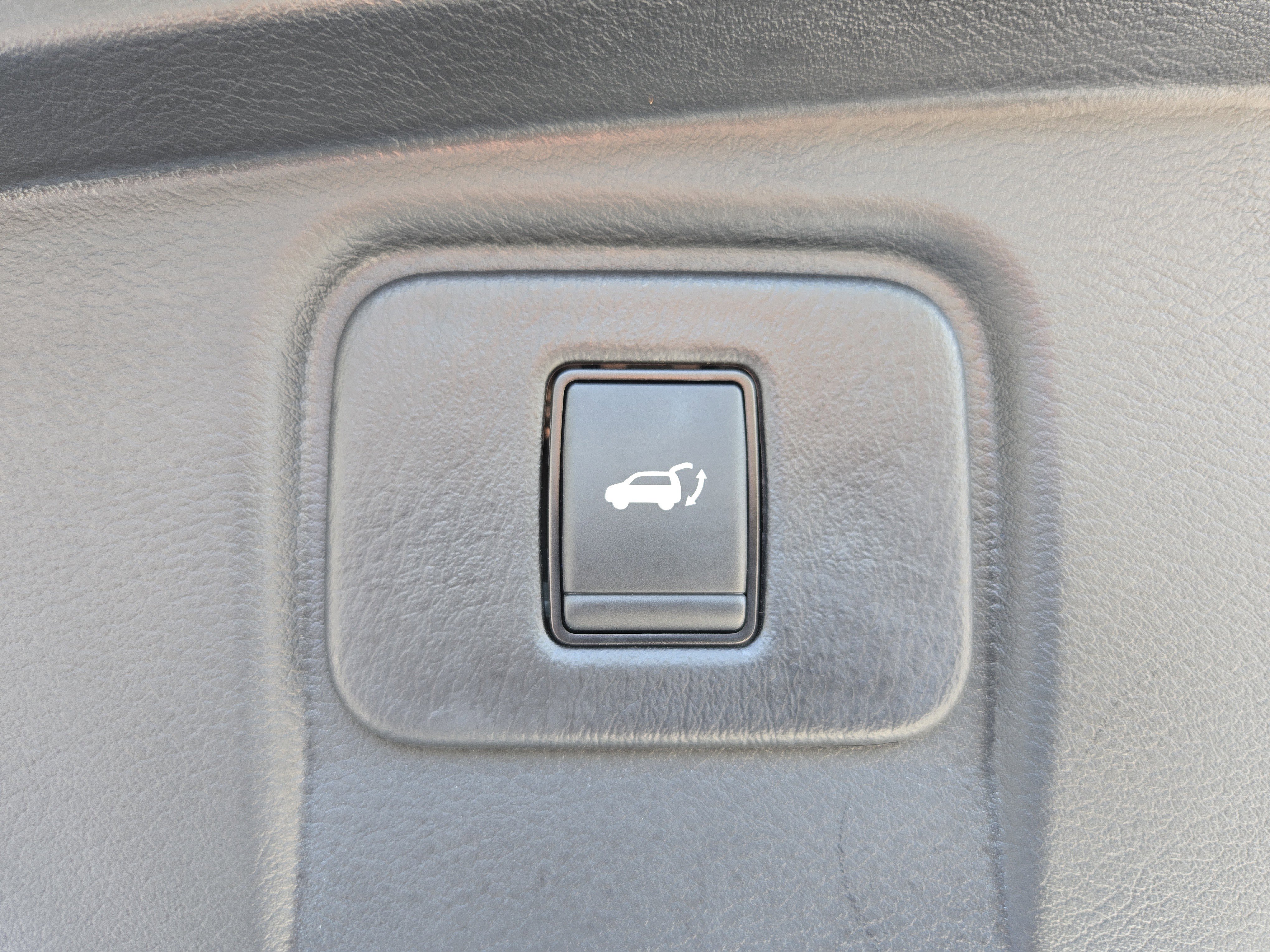 Certified 2024 Nissan Murano Platinum w/ Cargo Package image 11