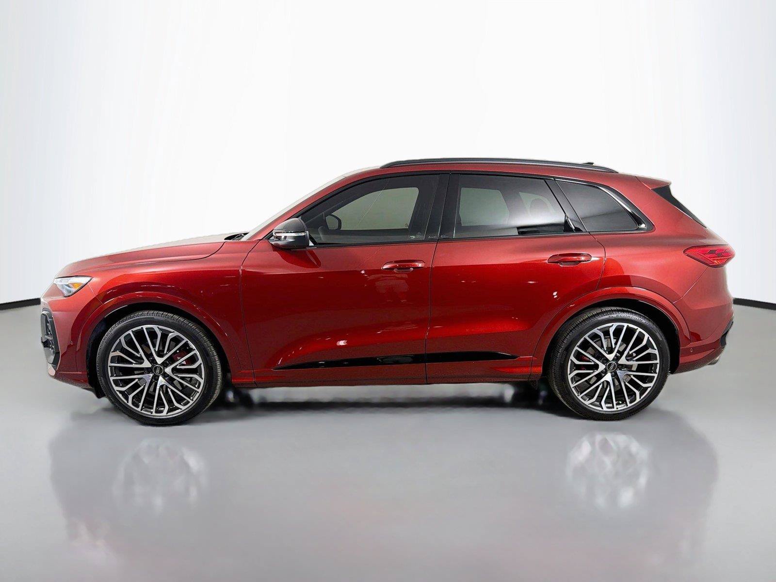 Used 2025 Audi SQ5 Premium Plus AWD/4WD image 2