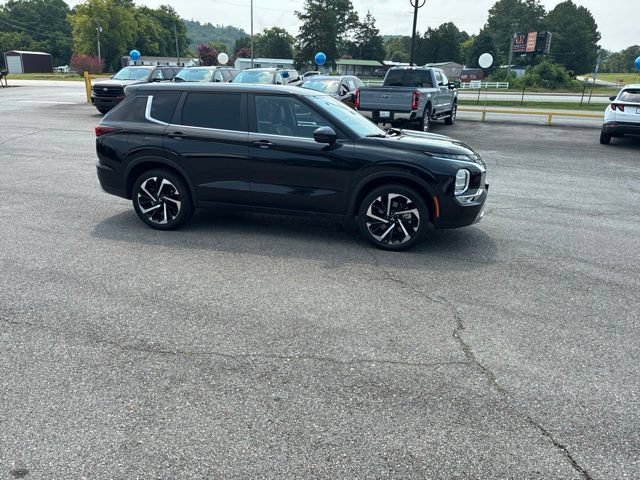 Used 2024 Mitsubishi Outlander SE AWD/4WD image 50