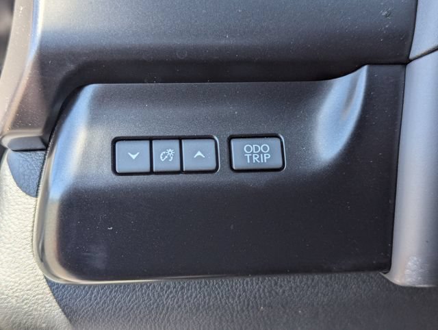 Used 2025 Lexus UX 300h FWD w/ Accessory Package (Z2) image 31
