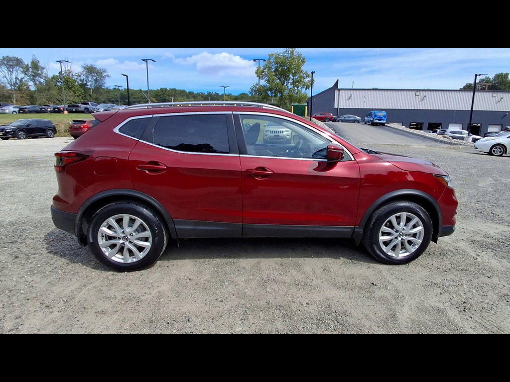 Used 2022 Nissan Rogue Sport SV AWD/4WD image 9
