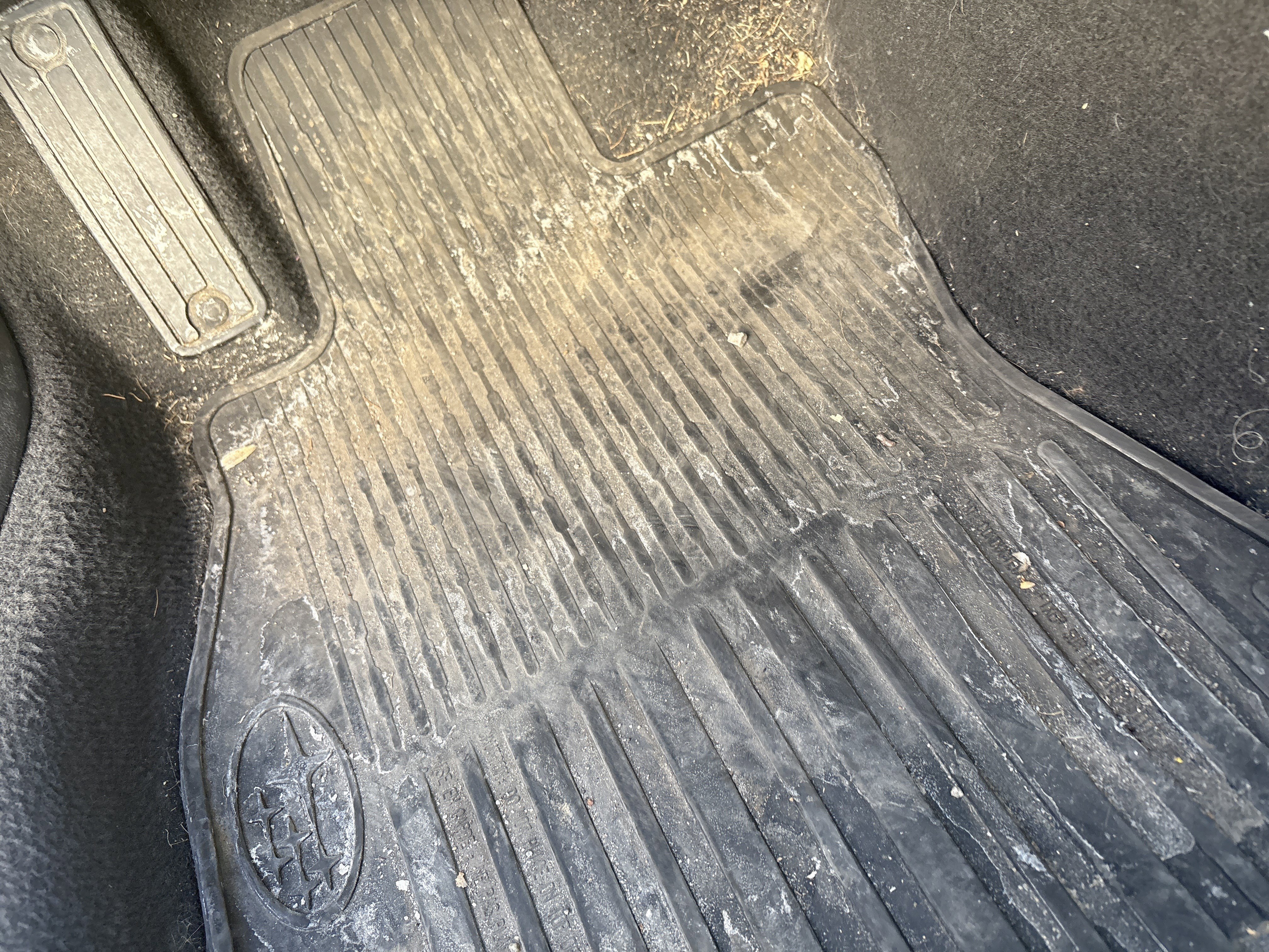 Used 2017 Subaru Outback 2.5i Limited image 16