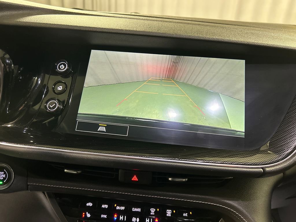 Used 2022 Buick Envision Preferred FWD image 18