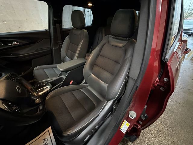 Used 2021 Chevrolet TrailBlazer RS w/ Sun and Liftgate Package AWD/4WD image 11