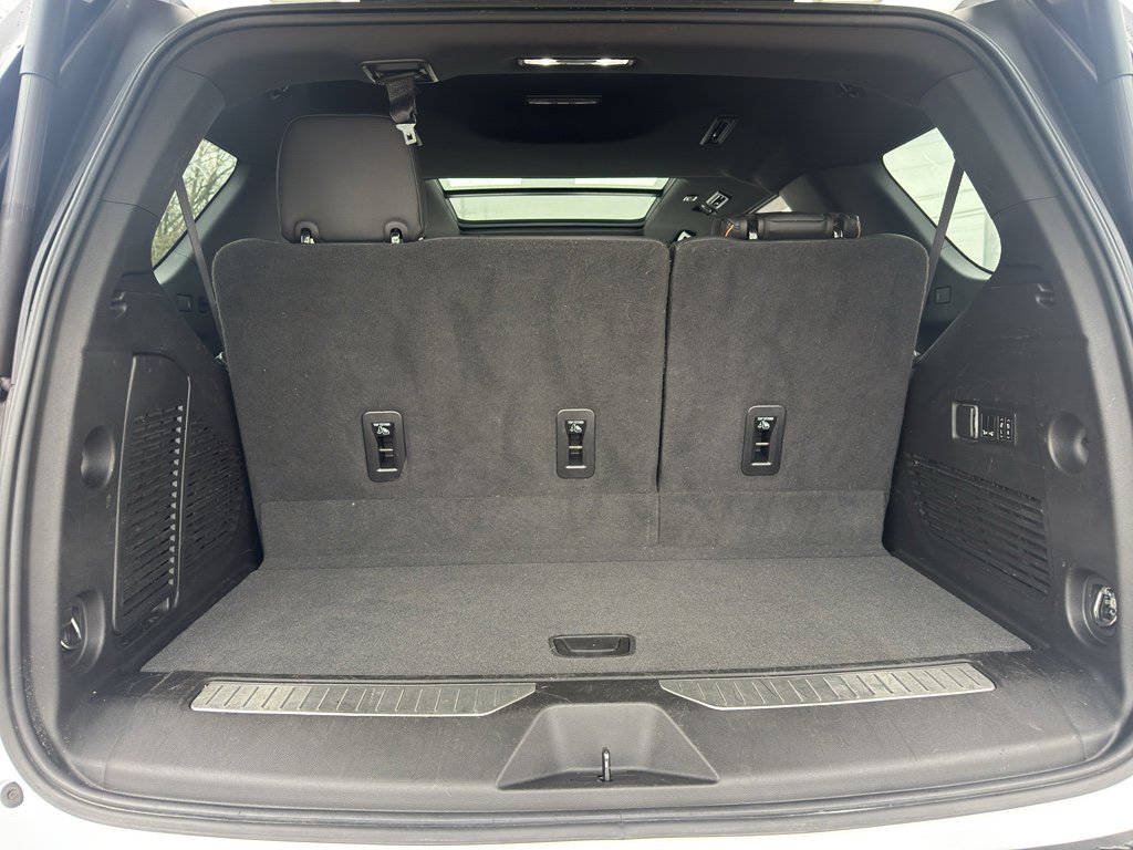 Used 2022 GMC Yukon AT4 image 22