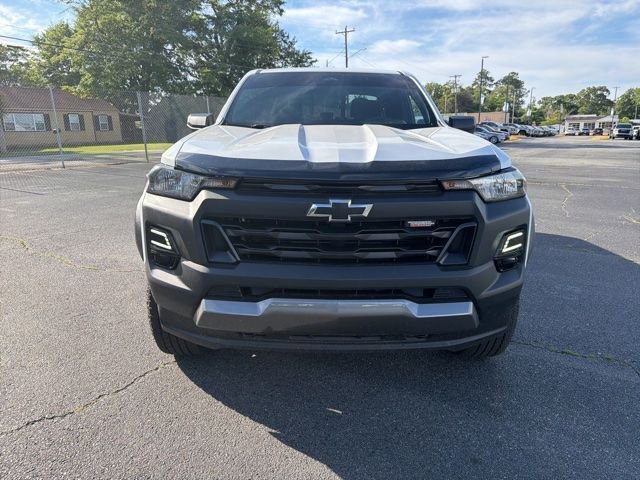 Used 2024 Chevrolet Colorado Trail Boss w/ Advanced Trailering Package AWD/4WD image 6