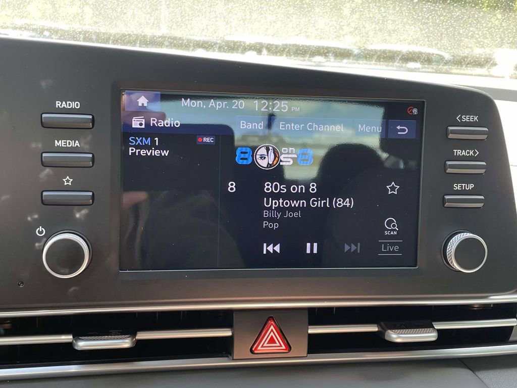 Used 2022 Hyundai Elantra Blue FWD image 24