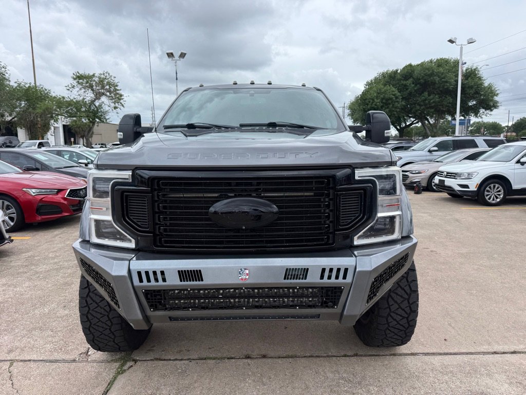 Used 2021 Ford F450 Platinum w/ FX4 Off-Road Package image 2