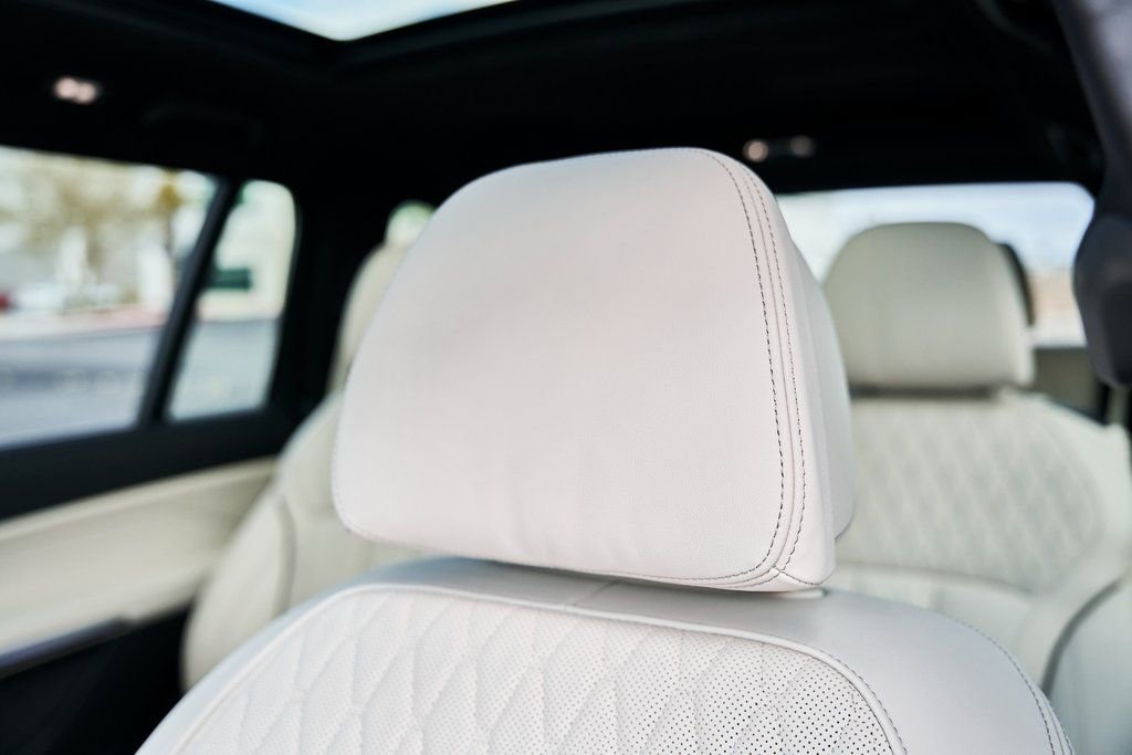 Used 2024 BMW ALPINA XB7 image 53