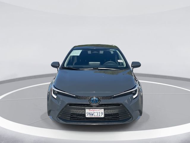 Used 2024 Toyota Corolla LE w/ LE Convenience Package image 2
