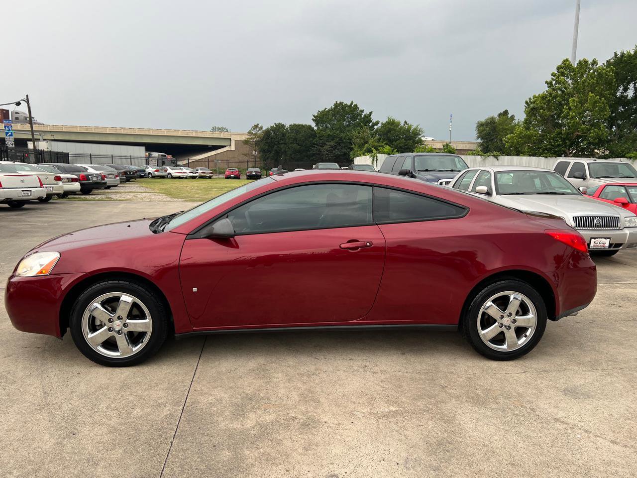 Used 2009 Pontiac G6 GT image 3
