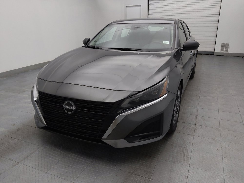 Used 2024 Nissan Altima 2.5 SV image 15