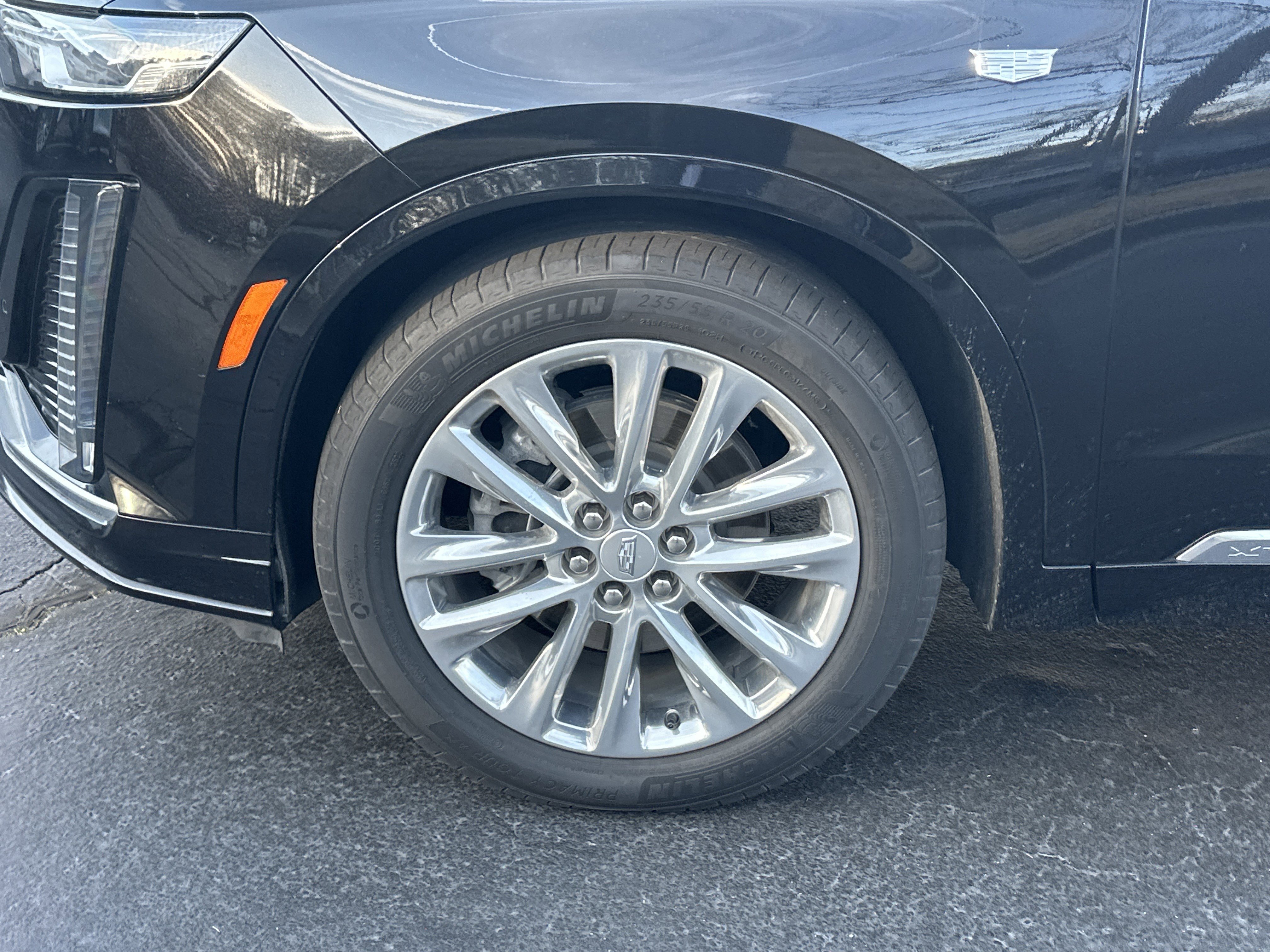 Certified 2023 Cadillac XT6 Premium Luxury image 14