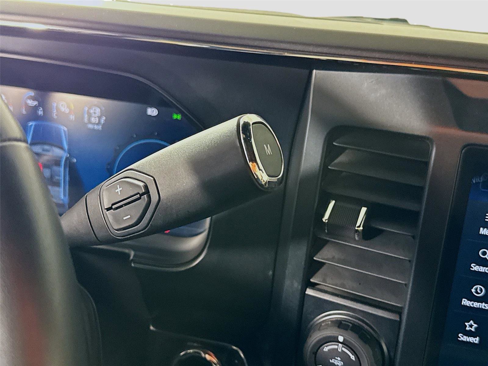 Used 2024 Ford F350 Lariat w/ Lariat Ultimate Package image 11