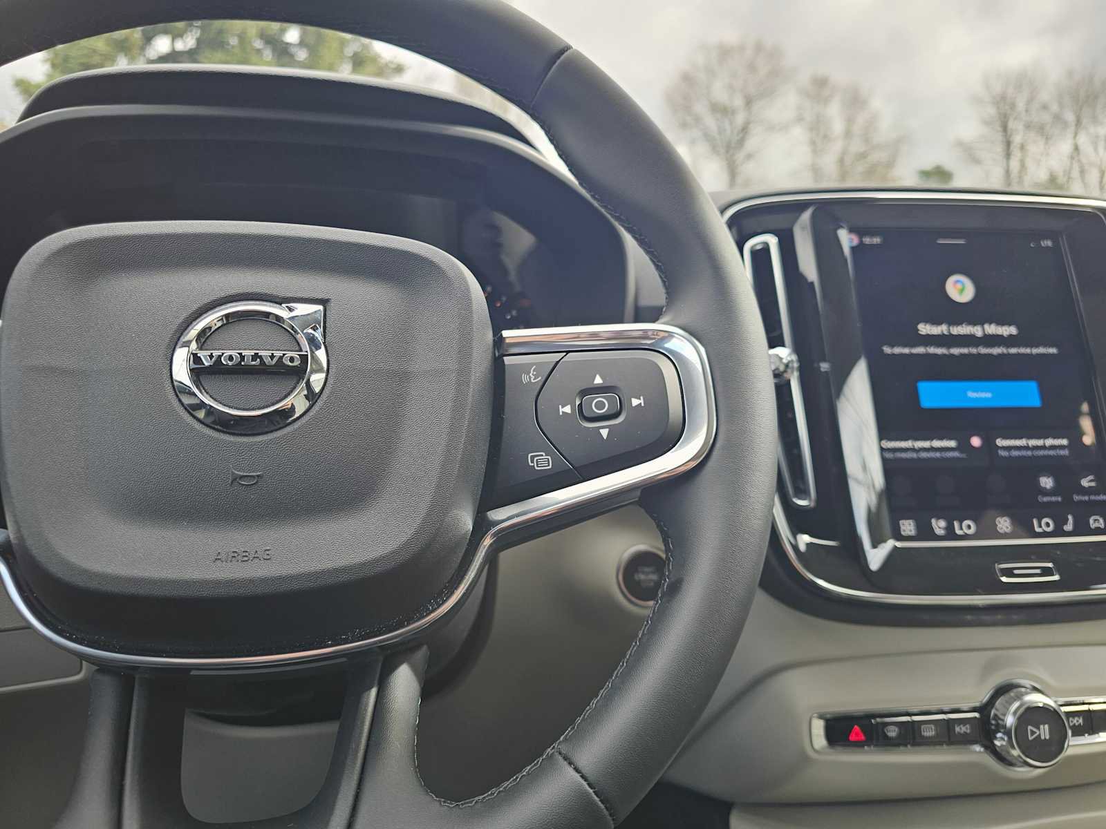 Used 2026 Volvo XC40 B5 Plus w/ Protection Package Premier image 31