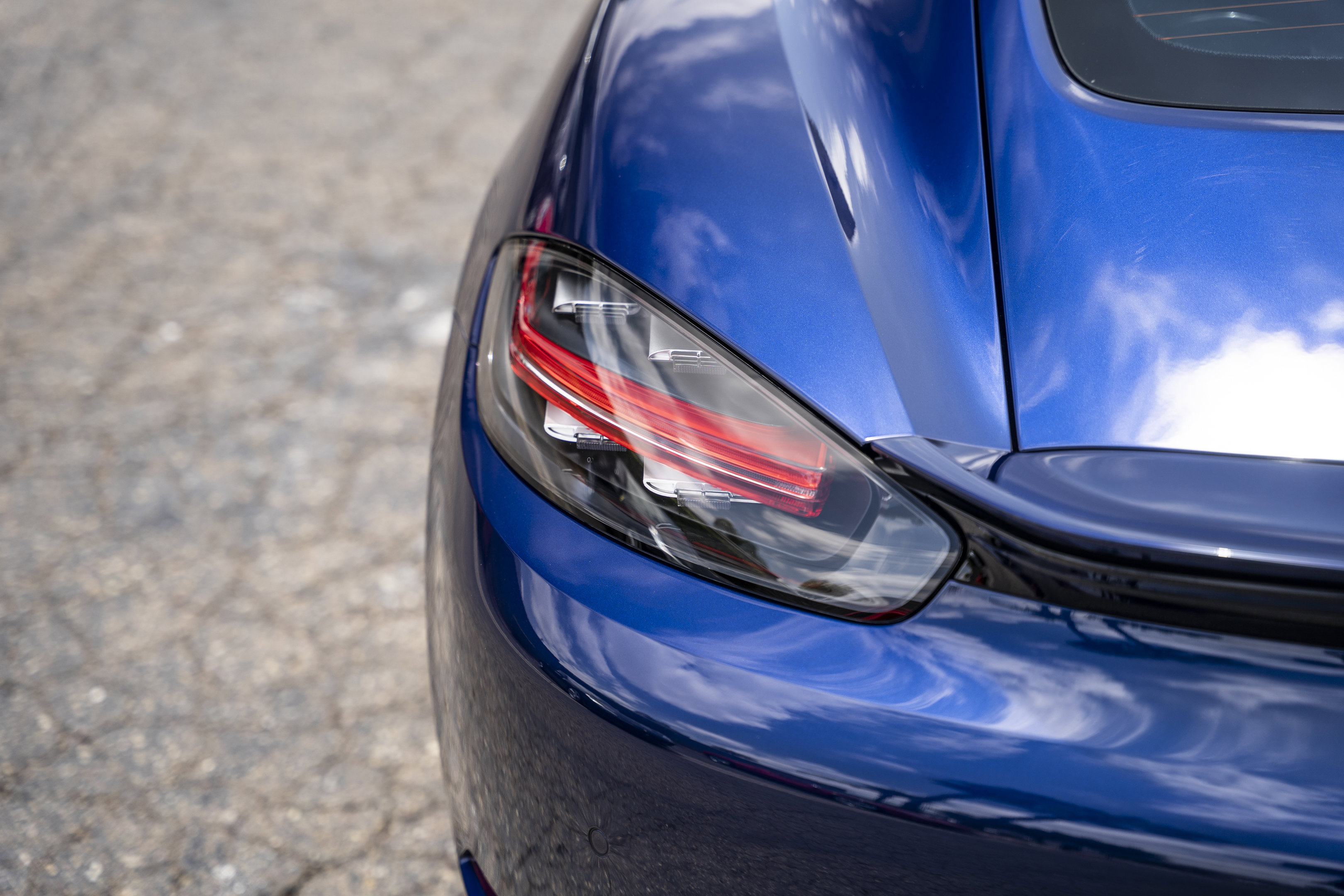 Used 2025 Porsche 718 Cayman S RWD image 18