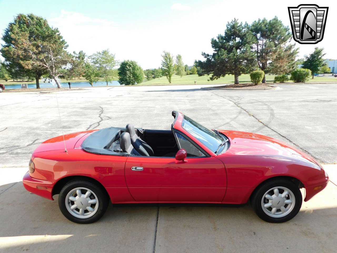 Used 1990 MAZDA MX-5 Miata image 3