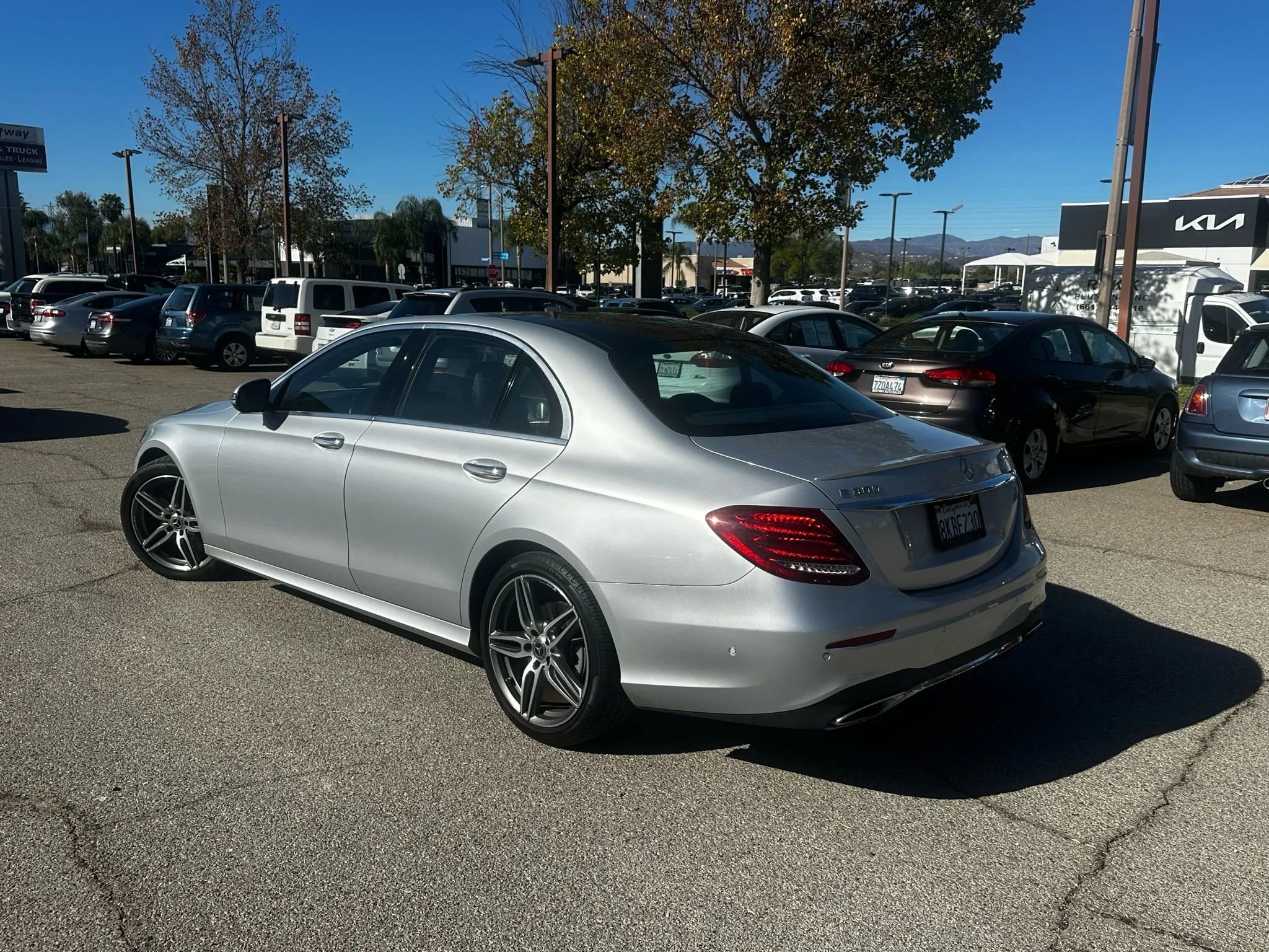 Used 2019 Mercedes-Benz E 300 image 41