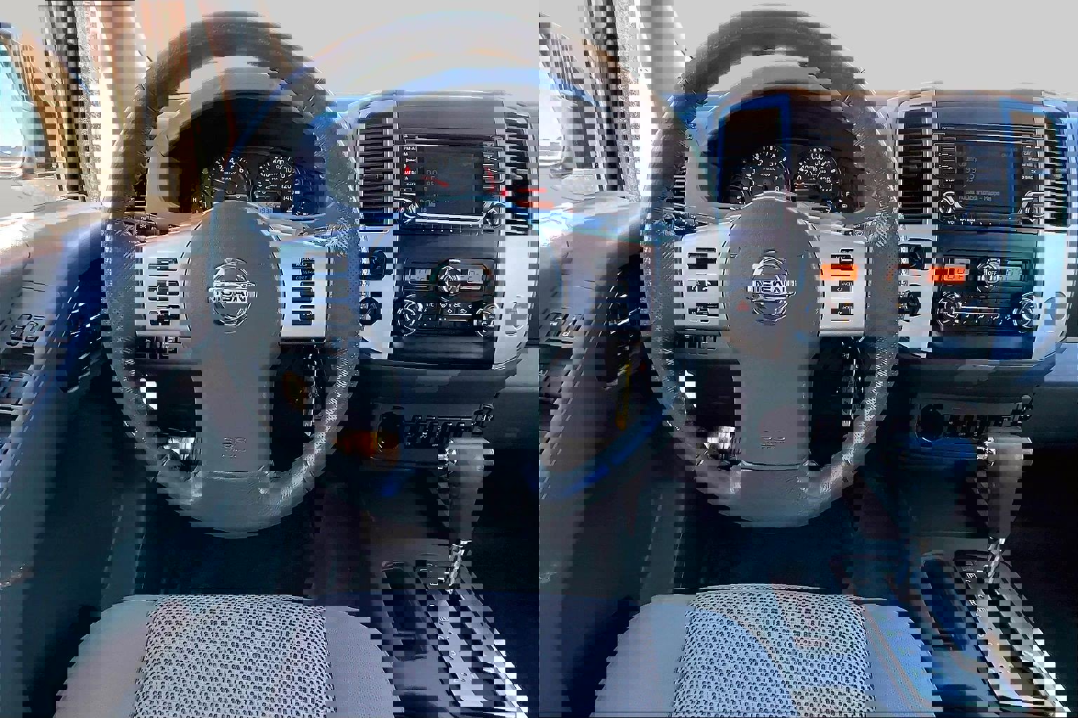 Used 2018 Nissan Frontier SV w/ Value Truck Package image 5