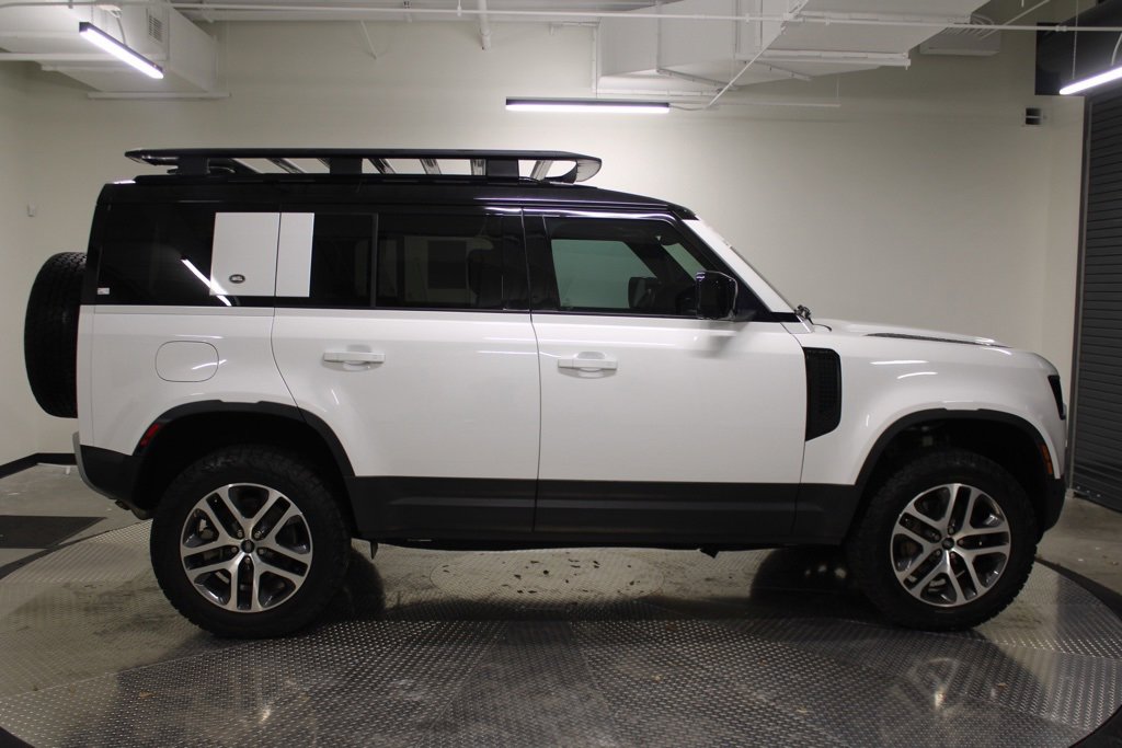 Used 2020 Land Rover Defender 110 HSE image 8