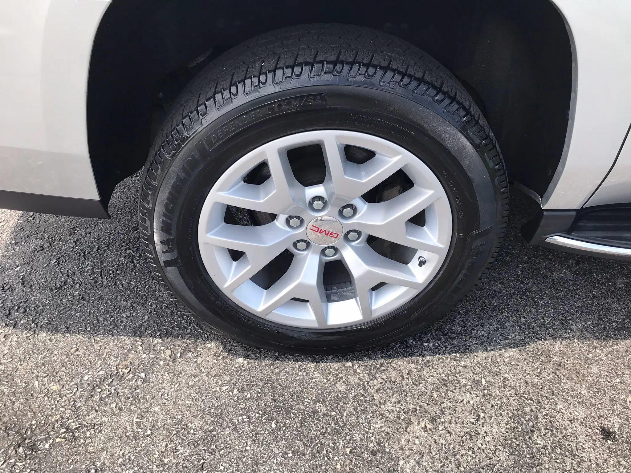 Used 2019 GMC Yukon XL SLE w/ SLE Value Package AWD/4WD image 42