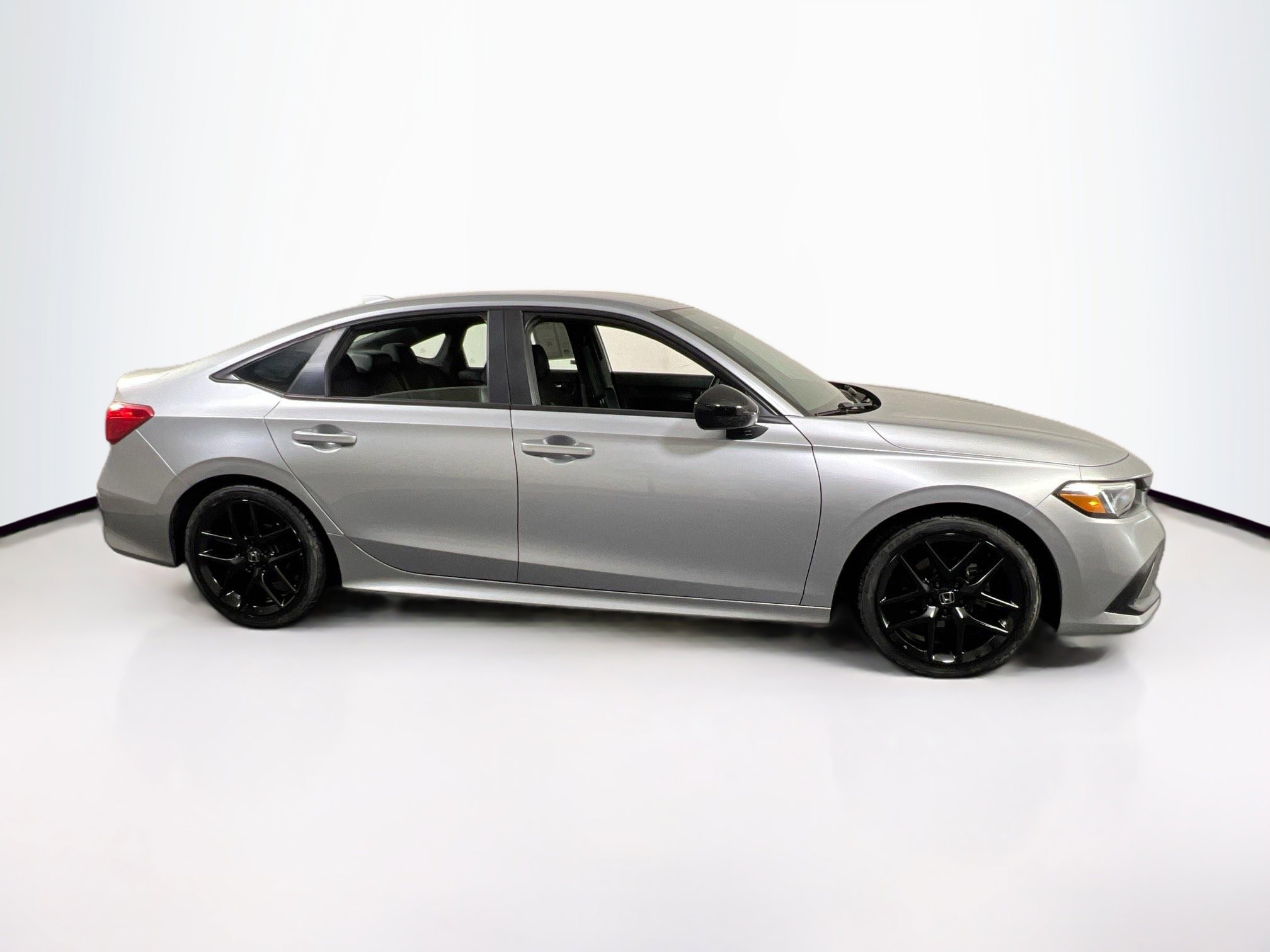 Used 2022 Honda Civic Sport image 4