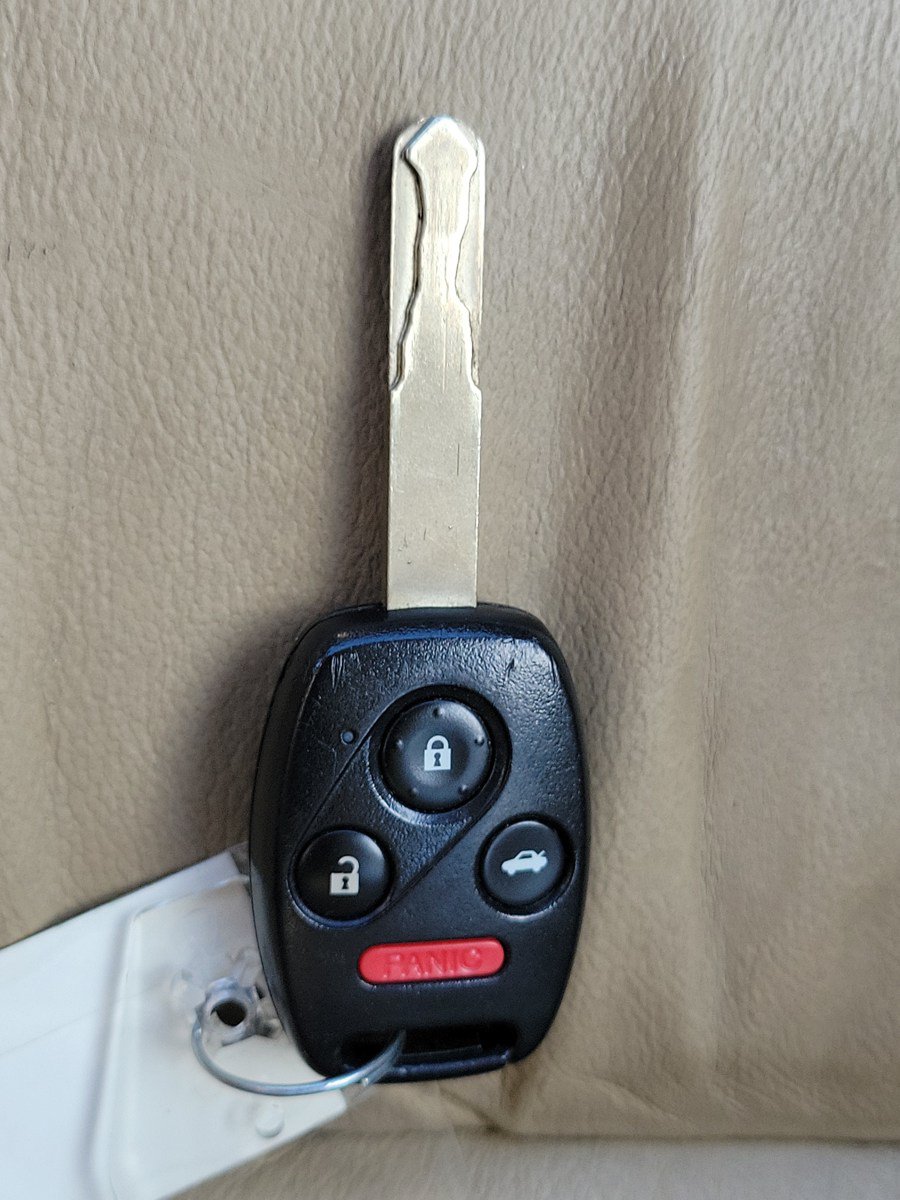 Used 2011 Honda Accord EX-L image 32
