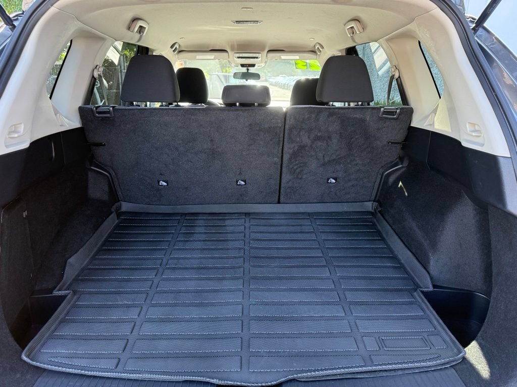 Certified 2023 Nissan Rogue SV AWD/4WD image 9