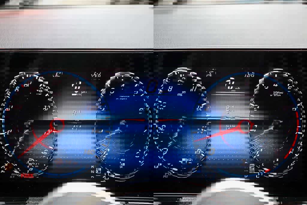 Used 2023 Mercedes-Benz GLA 250 w/ Premium Package image 26