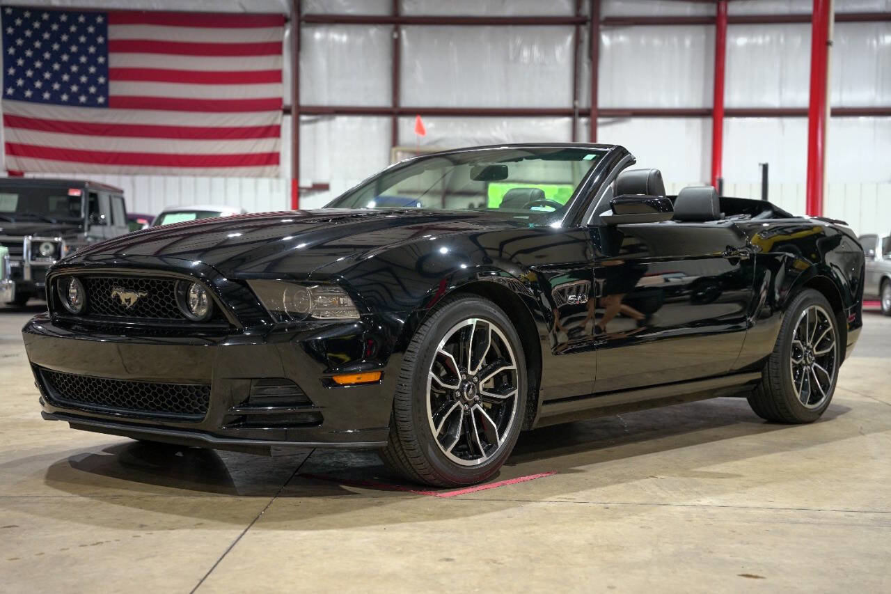 Used 2014 Ford Mustang GT Premium w/ Equipment Group 401A image 1
